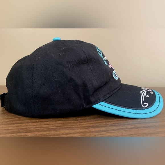 "This Chick Can Click" Embroidered Rhinestone Womens Hat - 1 size fits most - Picture 4 of 5